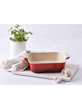 Le Creuset Stoneware Rectangle Baking Casserole Dish Pan Red Small 7x5